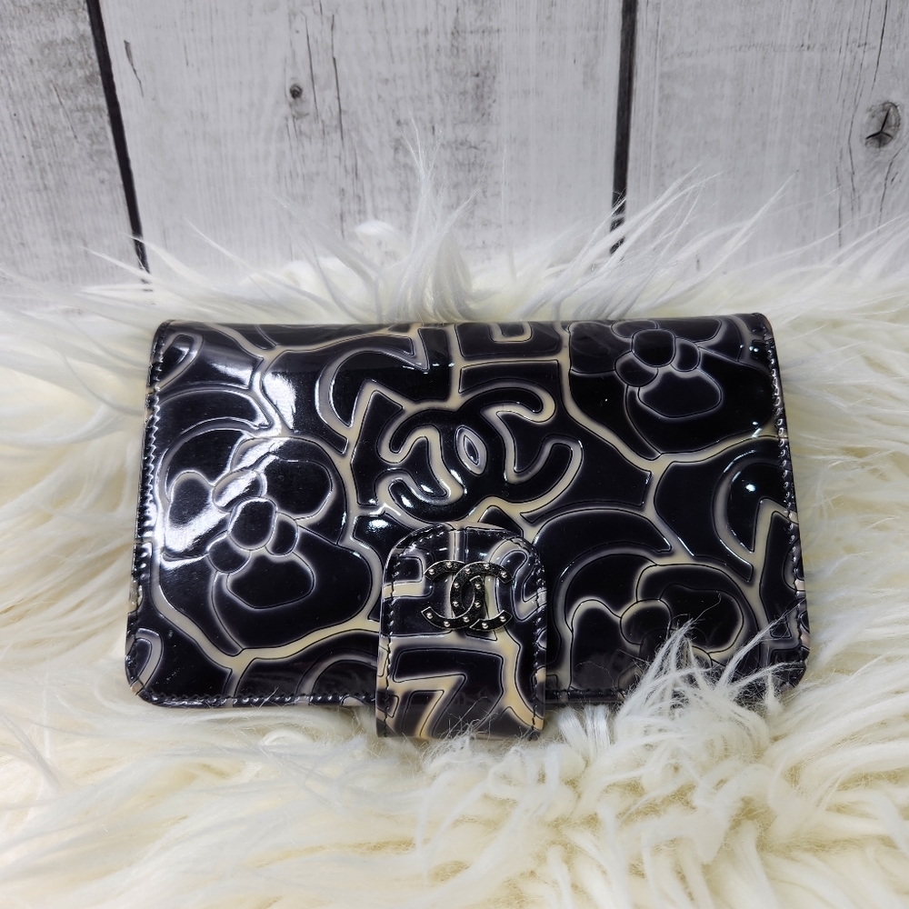 Chanel Wallet
